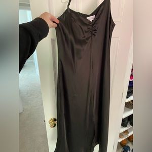 LAST CHANCE Tahari Arthur S. Levine Satin Slip Dress